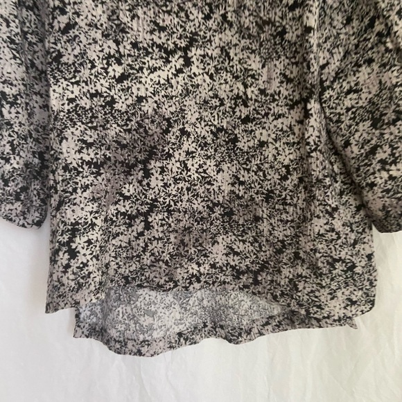 Pure Jill Stretch Cotton Black & Gray Floral Boxy 3/4 Sleeve Top Size Medium - Picture 3 of 10